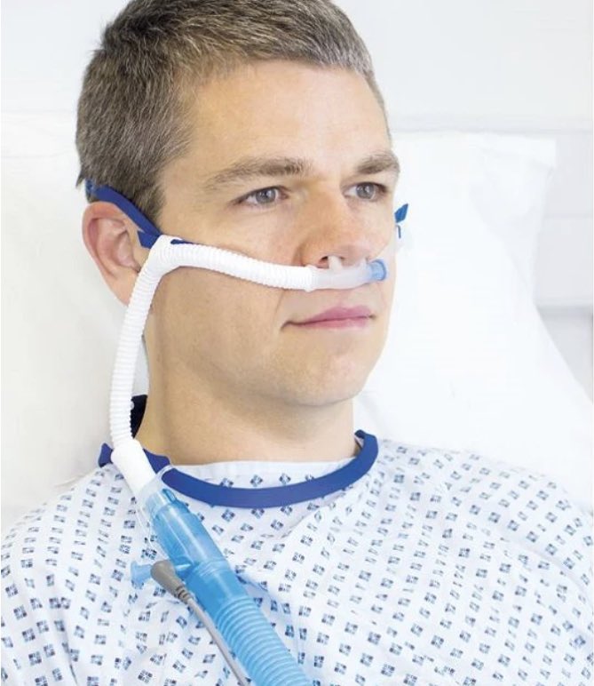 APierroMedicine's tweet photo. Today I started my rotation in Respiratory Therapy @NWHospital. I was able to learn all about different respiratory equipment like the ventilator, BiPAP, and HFNC (high flow nasal cannula). Guess photo corresponds to which device! https://t.co/wiI4Z6FNIP