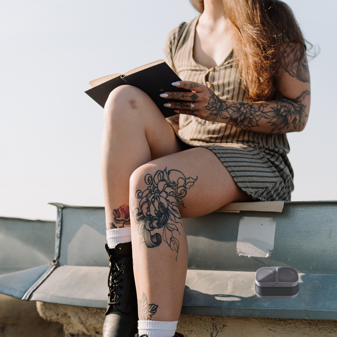 A magnetic portable speaker that pops open #mo