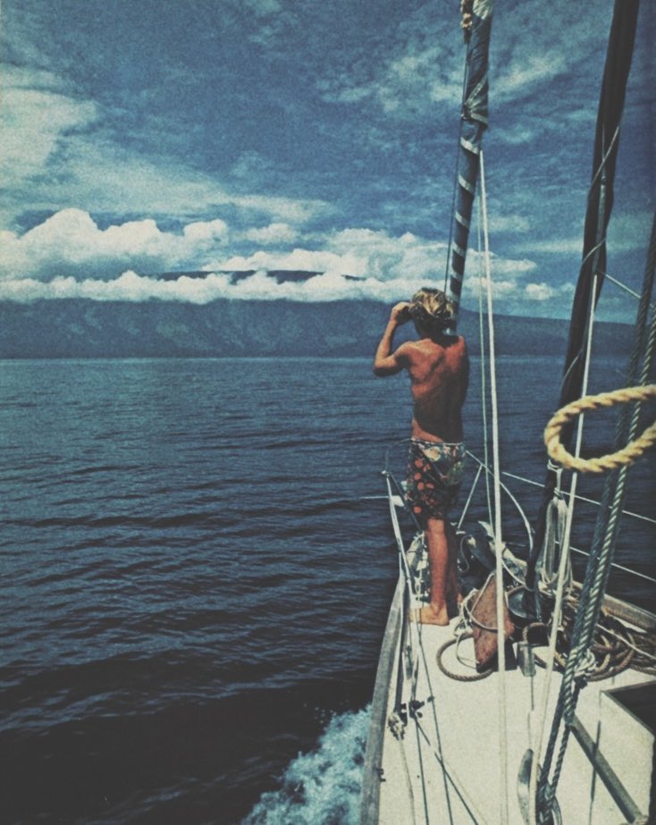 CalKleos's tweet image. It’s been weeks. Weeks since my eyes have gazed upon landmass. Alas, I have found what my soul has been searching for.