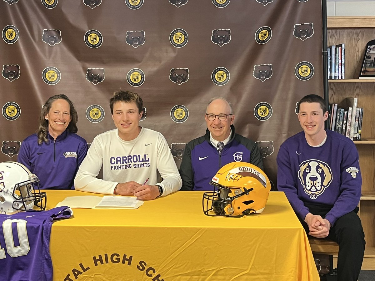 Congratulations to #10 <a href="/Henrygross406/">Henry Gross</a> on signing to play <a href="/FootballCarroll/">Carroll College Football</a>. #GoBru