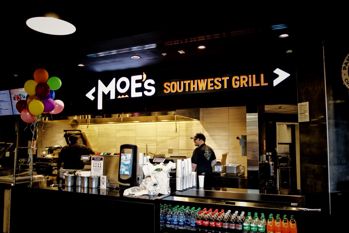 wkurg's tweet photo. 🚨 ATTENTION 🚨
It's Taco Tuesday! Make sure to order your Moe's on the sidekick app and enjoy this amazing Tuesday 🌮
#wku #westernkentuckyuniversity #westernkentucky #kentucky #college #campus #university #wkurg #restaurantgroup #bigred #toppers #hilltoppers https://t.co/HILBa8Mxl1