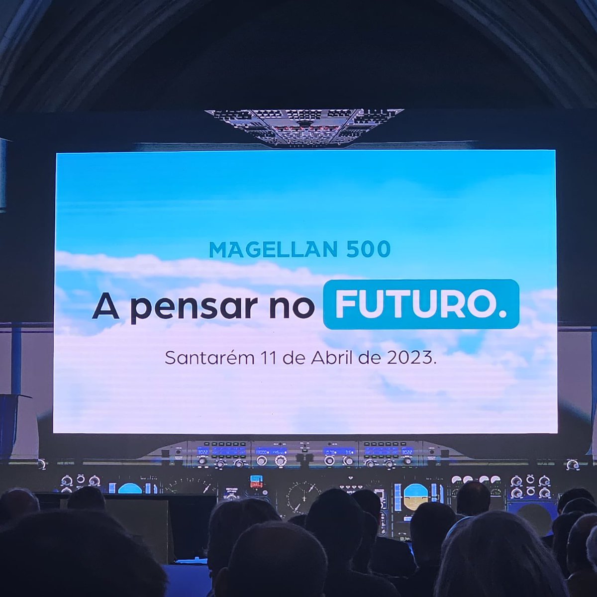SantaremLiberal's tweet photo. 🔴🔵A Iniciativa Liberal de Santarém esteve hoje presente na apresentação publica do projeto Magellan 500, também conhecido como aeroporto de Santarém. https://t.co/uO8zktdnKa