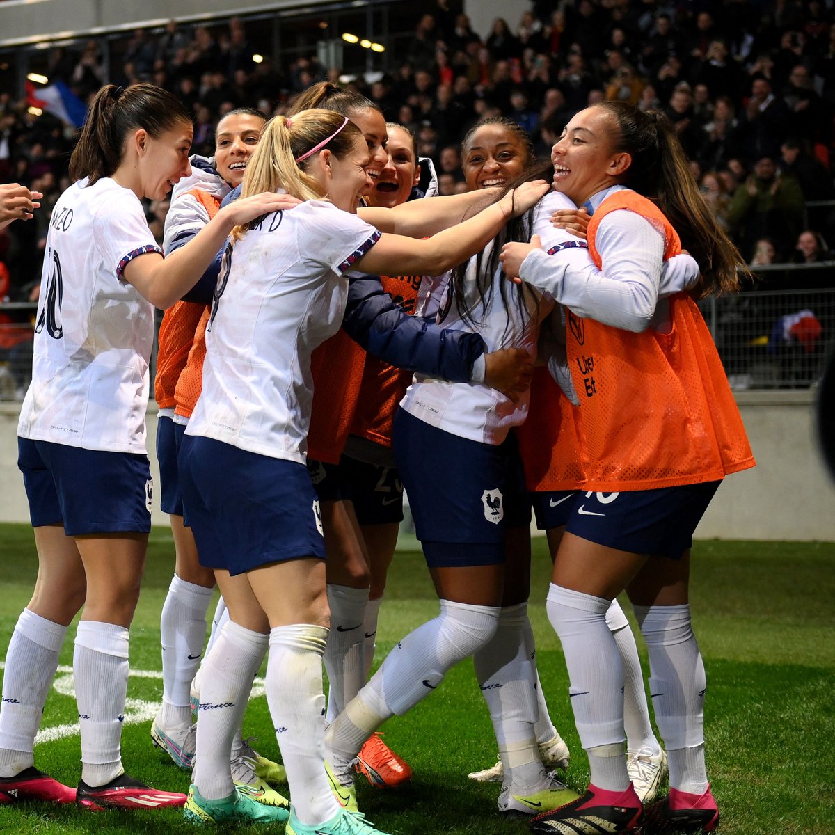FIFAWWC's tweet image. 🇫🇷 Another W for @equipedefranceF!