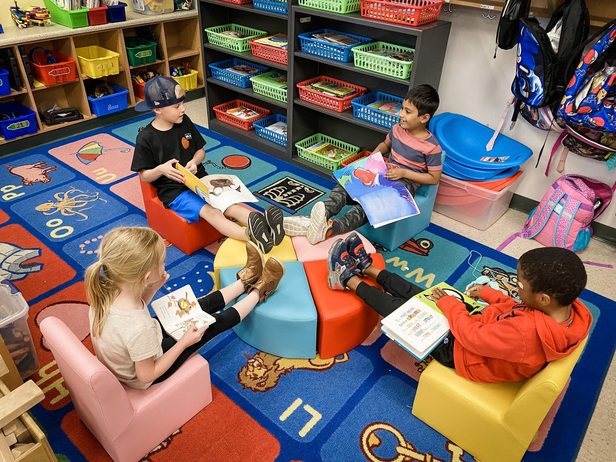 Our PTA is so generous! They purchased flexible seating and our Kindergarten team is loving it! #WeAreDuello #WeAreWentzville #FlexibleSeating