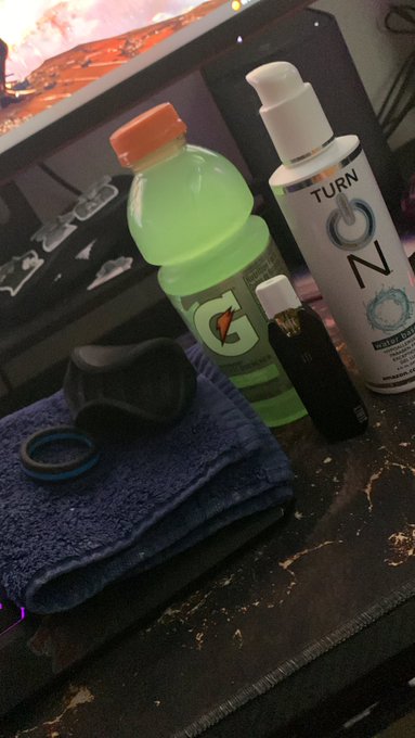 Only the essentials for a day off of getting off 😋 meep #nsfwtwt https://t.co/YPqiEaOnVs<a href="/tag/nsfwtwt"class="tags"><span>#nsfwtwt</span></a>