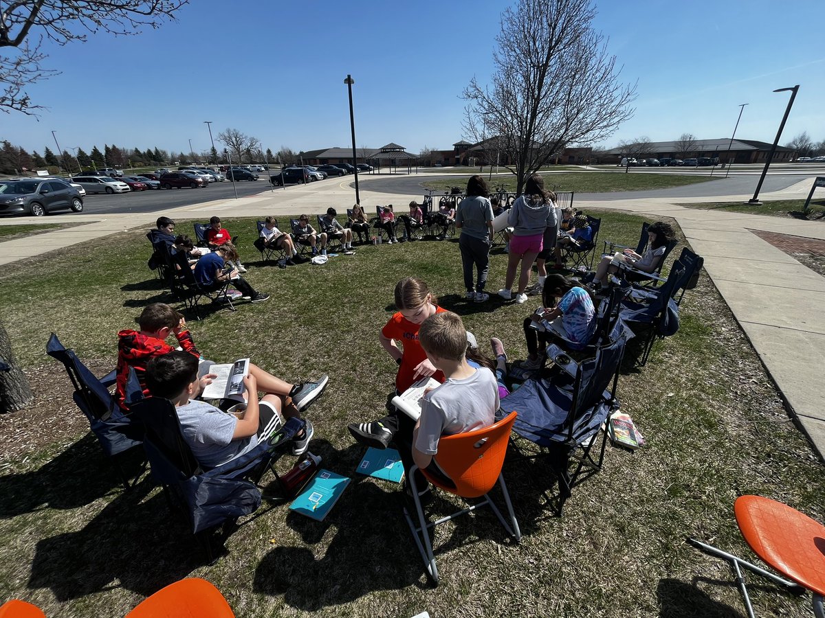 MrSpicerTweets's tweet image. Afternoons outside #springishere #heritagelearn #sascompass