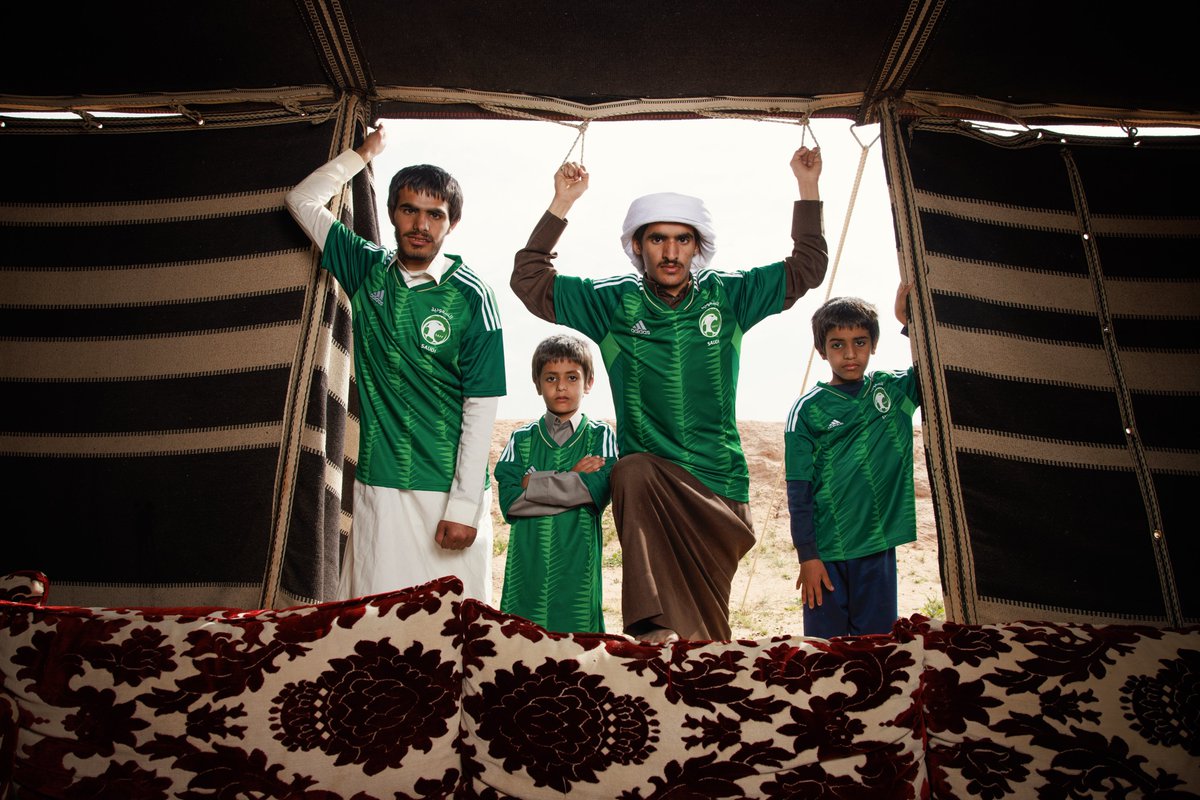 HusainAlAhdal's tweet photo. من تصويري لحملة أديداس نسيجنا واحد لتدشين طقم المنتخب الجديد #adidas #SaudiArabia https://t.co/AWTjcbsUsq