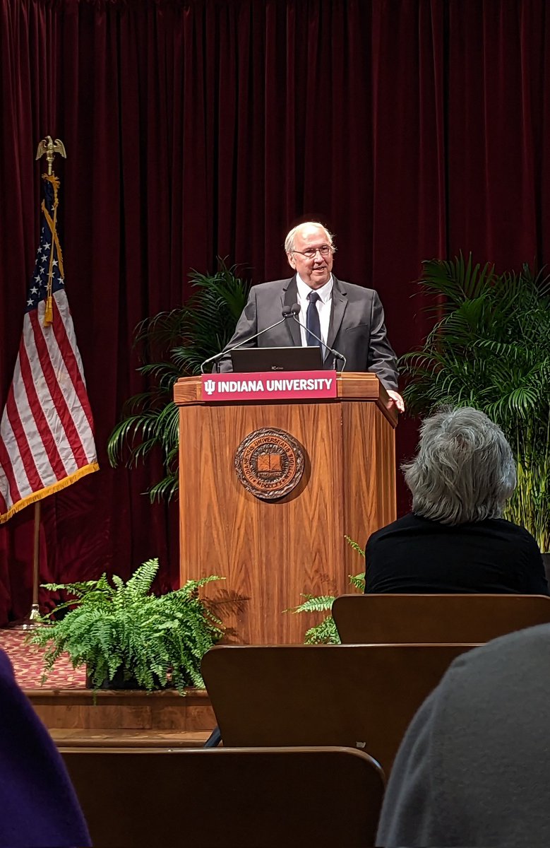 AleCarmichael's tweet photo. Congratulations to my supervisor and mentor Steve Burns on becoming a Distinguished Professor at @IndianaUniv @IU_Optometry !!

#DistinguishedProfessor #BurnsLab #Optics #Optometry #AdaptiveOptics https://t.co/zDrbaZMeIA