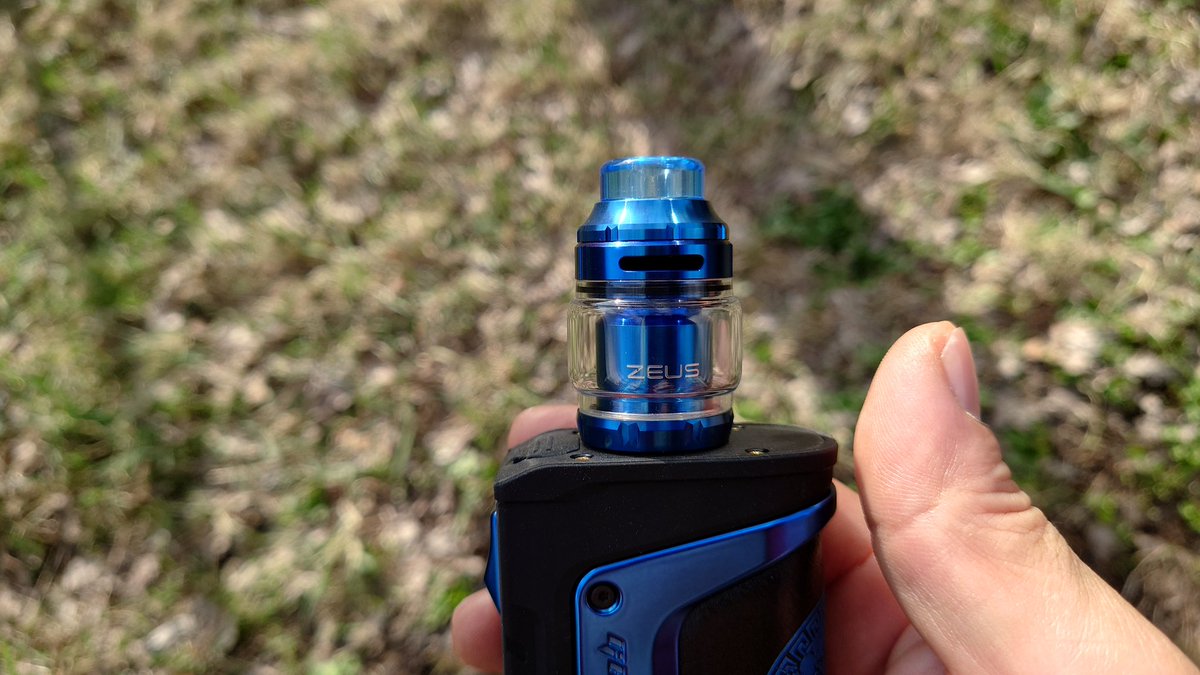 CebrjowHwScHCkj's tweet image. 皆さんおはよっチェ😆👍今日も宜しくご安全に🙇💦#aegislegend + #zeusx RTA #WildTip810 😋💦#VAPE #vape好きな人と繋がりたい #VAPE好きと繋がりたい #VAPE初心者 #Geekvape