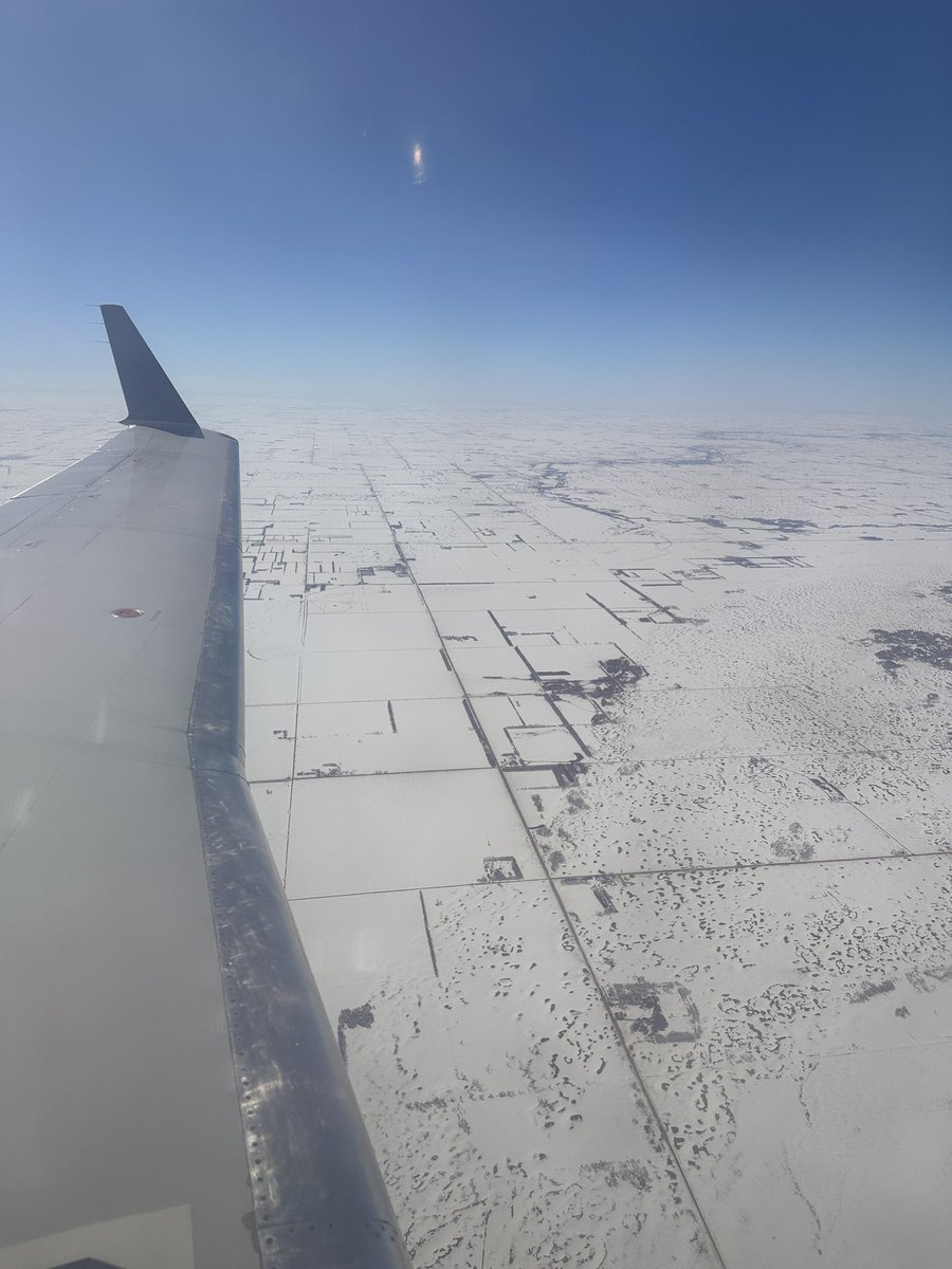 RegionV_acte's tweet photo. Snow?!?!  #regionV #jacketneeded https://t.co/FCyOzgwu3N