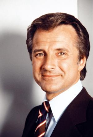 NLCarolynMuse's tweet photo. Remembering film/television/theatre actor, model, sculptor, and luxury trailer salesman Lyle Waggoner, who was born #OTD (April 13th) in 1935. #CatalinaCaper #TheCarolBurnettShow #JournelytotheCenterofTime #WonderWoman #ZerotoSixty https://t.co/KkJX7pvHnt
