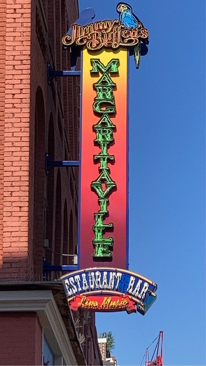 Brought the boys to Broadway 🎸! 15 strokes better in round 2 today……keep an eye on these guys tomorrow. <a href="/MRudolphGolf/">Mason Rudolph</a>