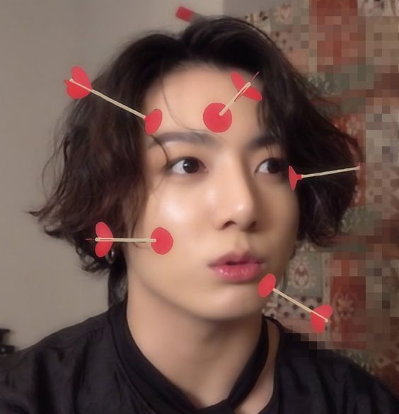 𑄽𑄺 (quit) tweet media