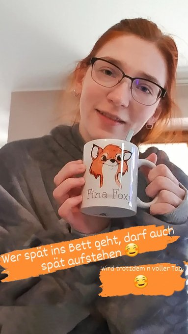 Wer sp&auml;t ins Bett geht , darf auch sp&auml;t aufstehen ! 🦊 Ich hoffe Ihr hattet alle ein tolle Osterfest <a href="/tag/girl"class="tags"><span>#girl</span></a><a href="/tag/sexy"class="tags"><span>#sexy</span></a><a href="/tag/redhead"class="tags"><span>#redhead</span></a><a href="/tag/redheadshavemorefun"class="tags"><span>#redheadshavemorefun</span></a><a href="/tag/fi"class="tags"><span>#fi</span></a>
