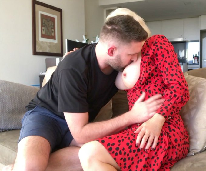 This very naughty mother-in-law offers comfort to her very handsome son-in-law in this very saucy video<a href="/tag/matured"class="tags"><span>#matured</span></a><a href="/tag/maturewhore"class="tags"><span>#maturewhore</span></a>