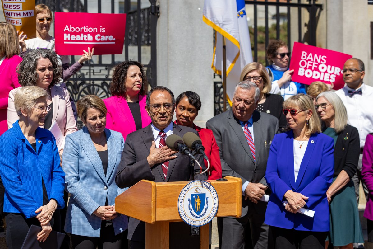 Before Judge Kacsmaryk’s decision, @UMass answered our call to keep mifepristone on the market in MA. This week, they’ll have more than a year’s worth of doses in hand. I’m grateful to the entire @UMass team for standing up for the right to safe, effective reproductive care.