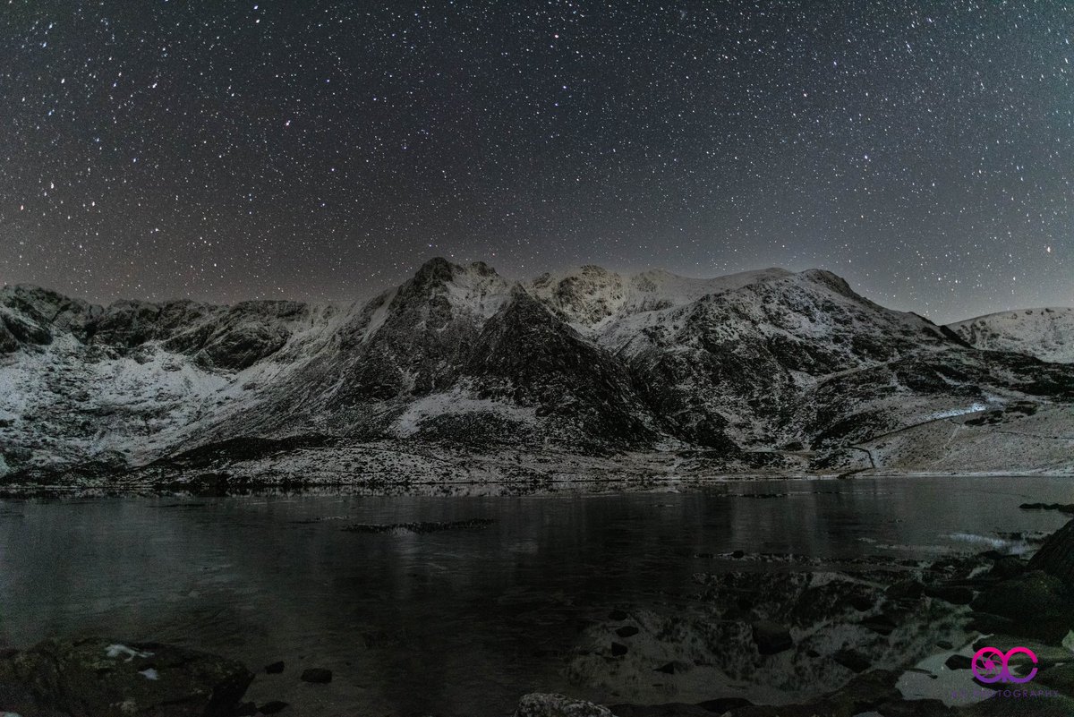 Still practicing astro photography, hopefully get some good images this season. Taken at Llyn Idwal earlier in the year. 
@UKNikon @3LeggedThing #Astrophotography #mountains #NorthWales #outdoors #nightskyphotography #photography #llynidwal #snowdonia #ygarn