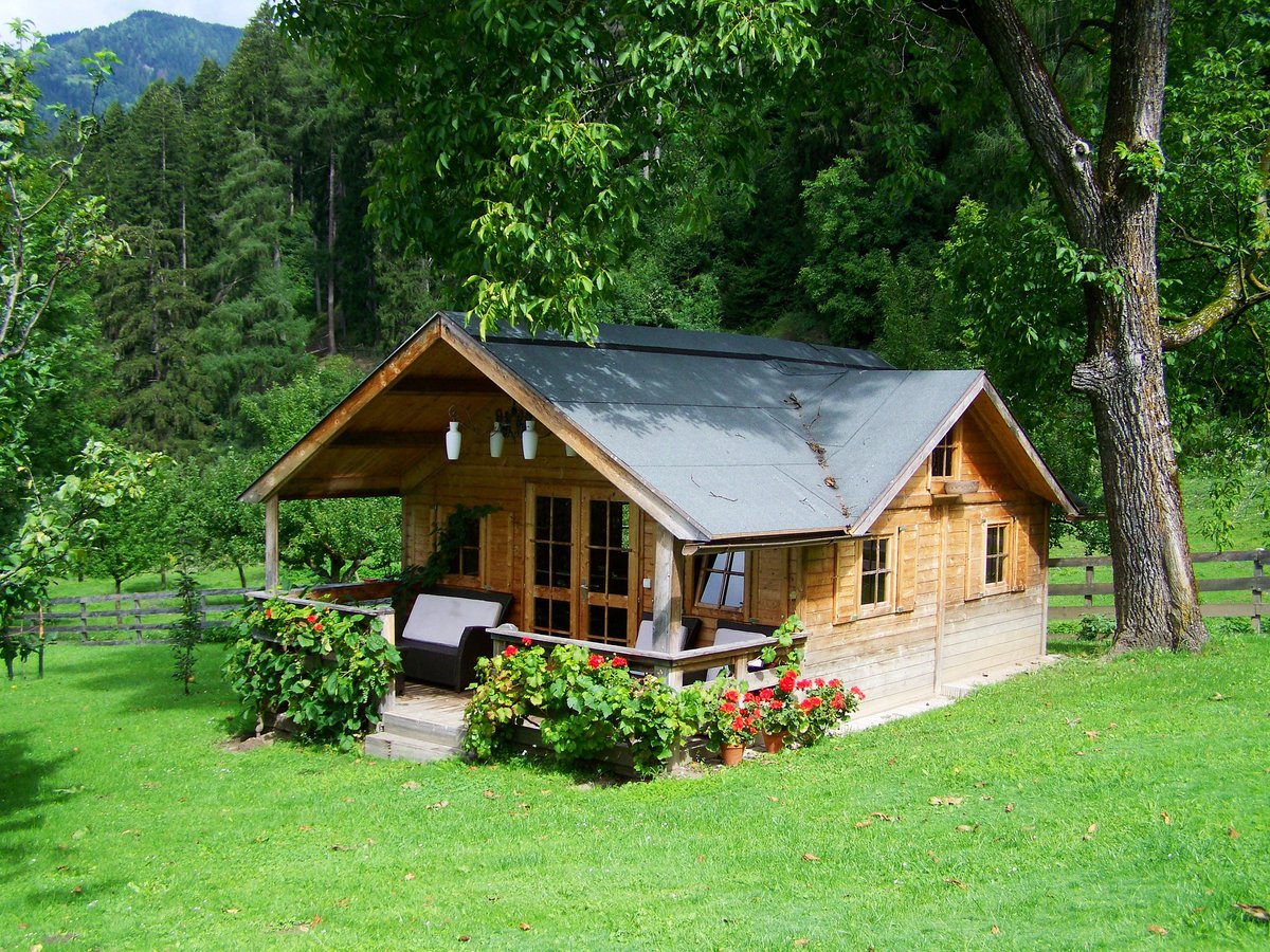 edblackca's tweet photo. Thinking about relocating or downsizing but not sure what your options are? Let's chat! And to find out what your house is worth, contact me or visit my website for a FREE comparative market analysis.

https://t.co/thFjdccXwE

#housing #remax #calgary #yyc #relocating #downsizing https://t.co/RZ1Ga3iOxd