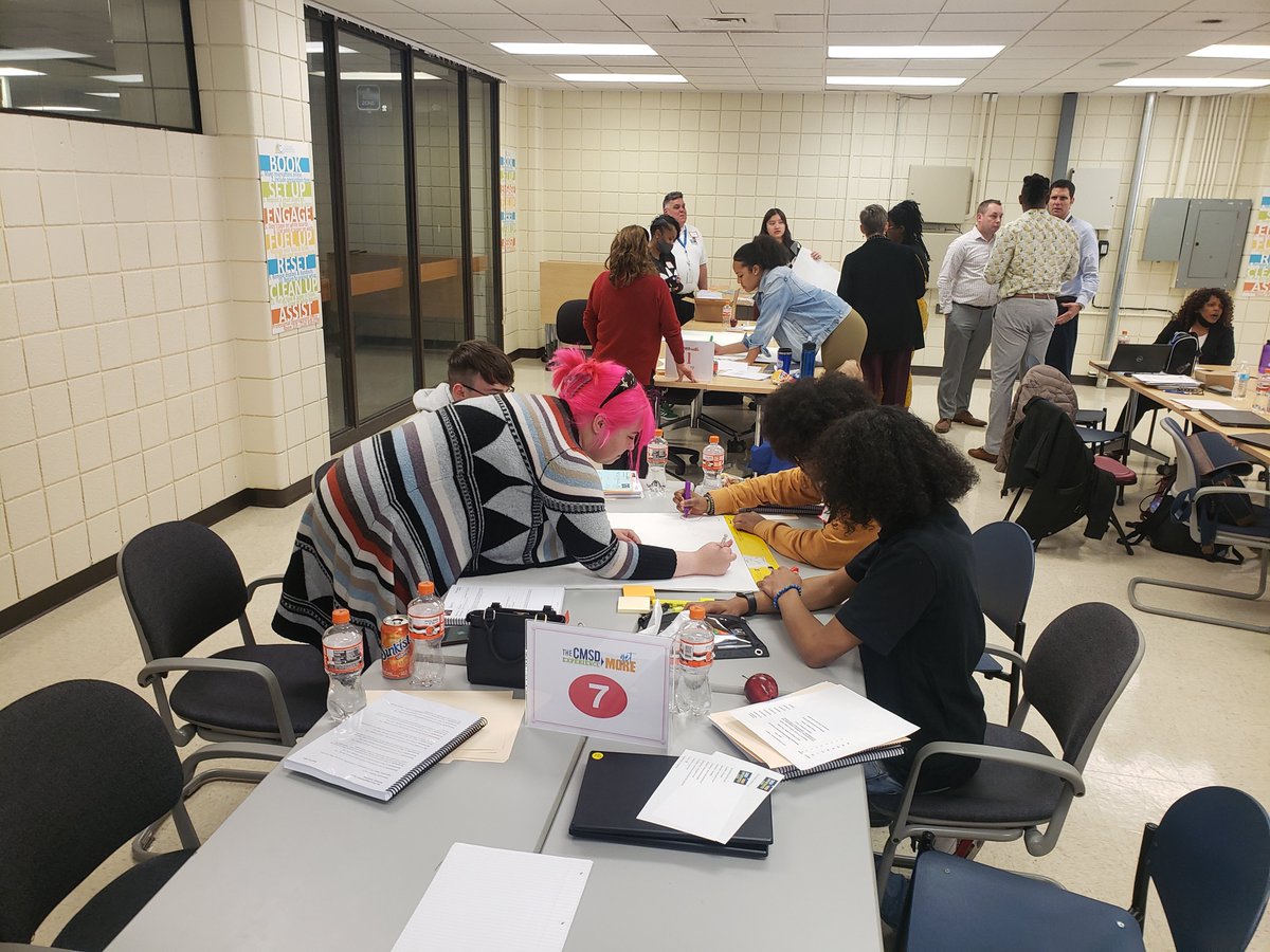 EricGordon_CEO's tweet photo. Today @CLEMetroSchools high school scholars  gathered to review and allocate 22 grants totaling $396,695.99!  These student philanthropists reviewed 93 grant applications to fund projects made possible by a generous gift from @mackenziescott! #CelebrateCMSD #GetMore https://t.co/S3b94hkAuI