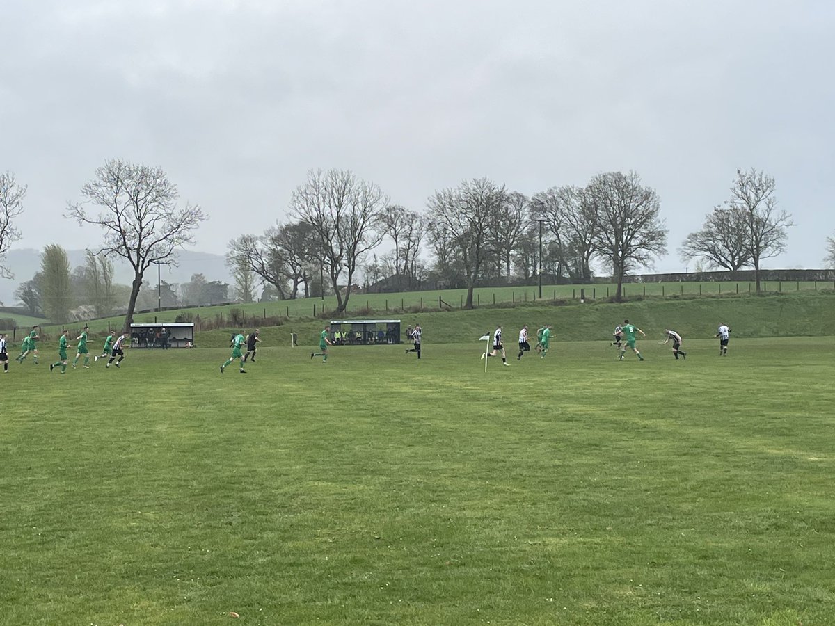 hoppingwxm's tweet photo. Off to Forden today 

League game
CWFA - Central Wales League North Table 

⚫️ Forden 1 - 2 Four Crosses 🟢 (HT1-1)
About 20 in attendance 
@FordenUnited 
#Cymruleague #Groundhopping #Wales #Forden #FourCrosses #Peldroed #voetbal #futbol #chickenbaltichronicles https://t.co/iQbcR8pkdV