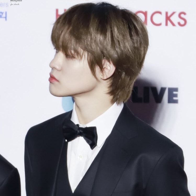 01HSCL's tweet image. wedding day :                   after the party :