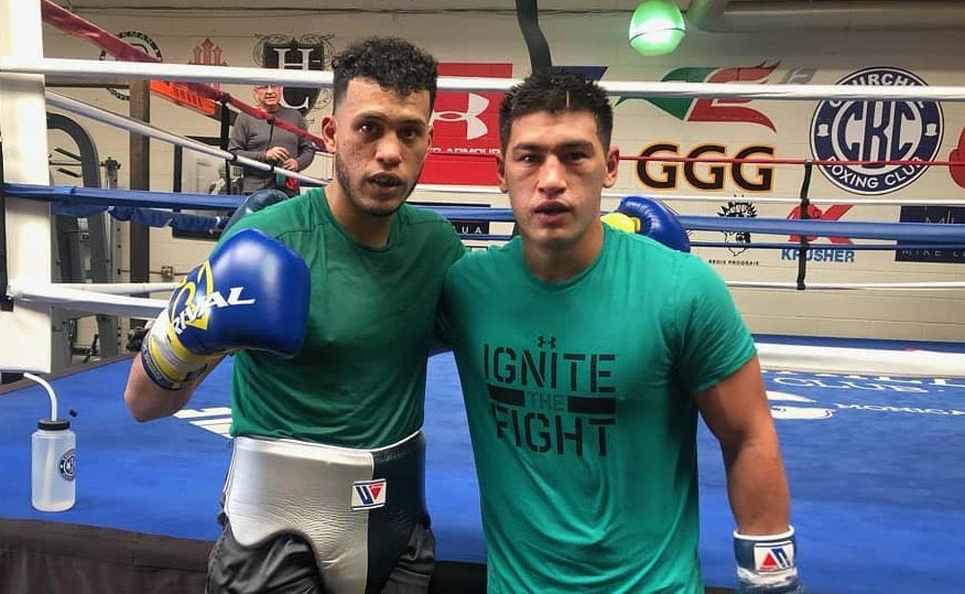 BOXINGnBBQ's tweet photo. If Canelo turns down Bivol at 168, Bivol should move down to 168 and fight the Mexican Monster. 

That would be the ultimate chess move. 

#boxingnbbq
#boxing
#BivolBenavidez https://t.co/CokrXDgq1J