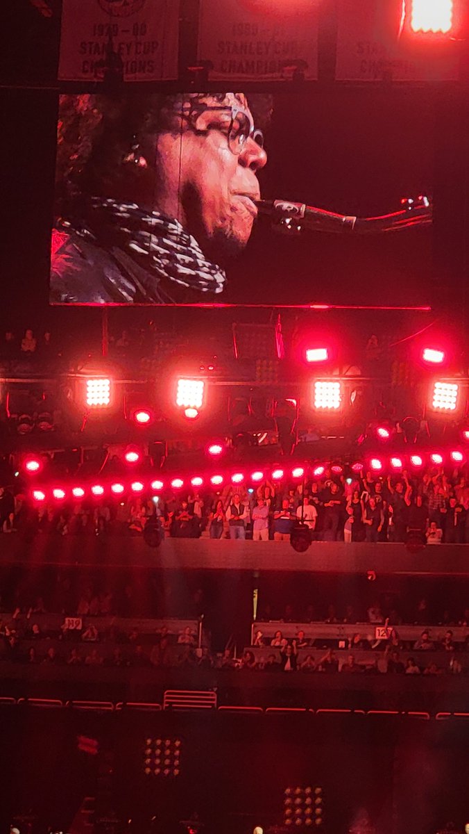 AMDNavarra's tweet photo. @springsteen in UBS Arena, truly phenomenal show! https://t.co/MmPfDL0T2p