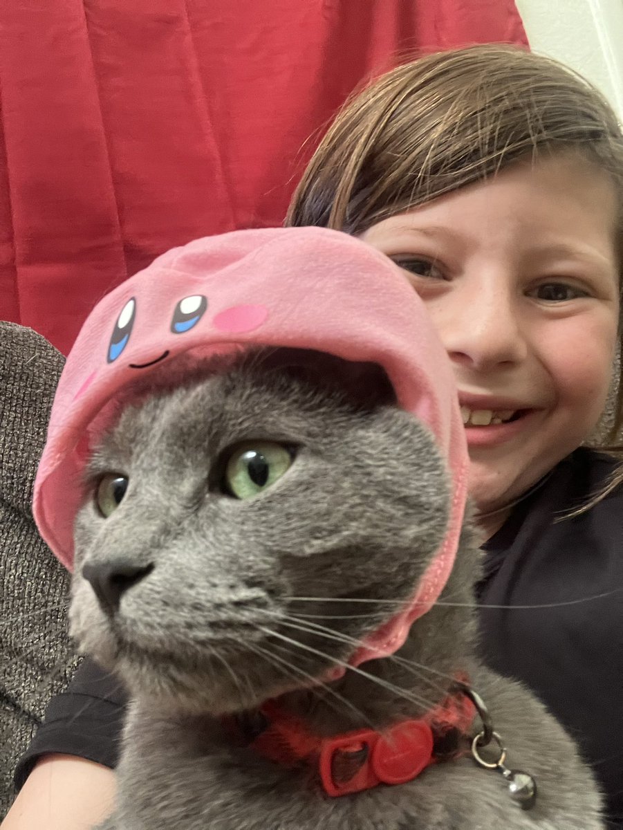 sXejustin's tweet photo. 🐱 #NationalPetDay  @MesaLoyalty @GarciaBeProud #gwr #growthwithrespect #garciaculture #lifeatatt @LifeAtATT https://t.co/v8p1eTpxzo