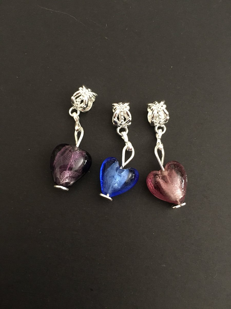 sassylilcat's tweet photo. Excited to share the latest addition to my #etsy shop: Pretty Glass Heart European Charms / Pendants - Silver Plate - 3 Colours https://t.co/yLqi1BvJmR #birthday #christmas #coordinates #glass #silver #europeancharms #uniquecharms #pandoracompatible #charms https://t.co/NmXFLaxDEC