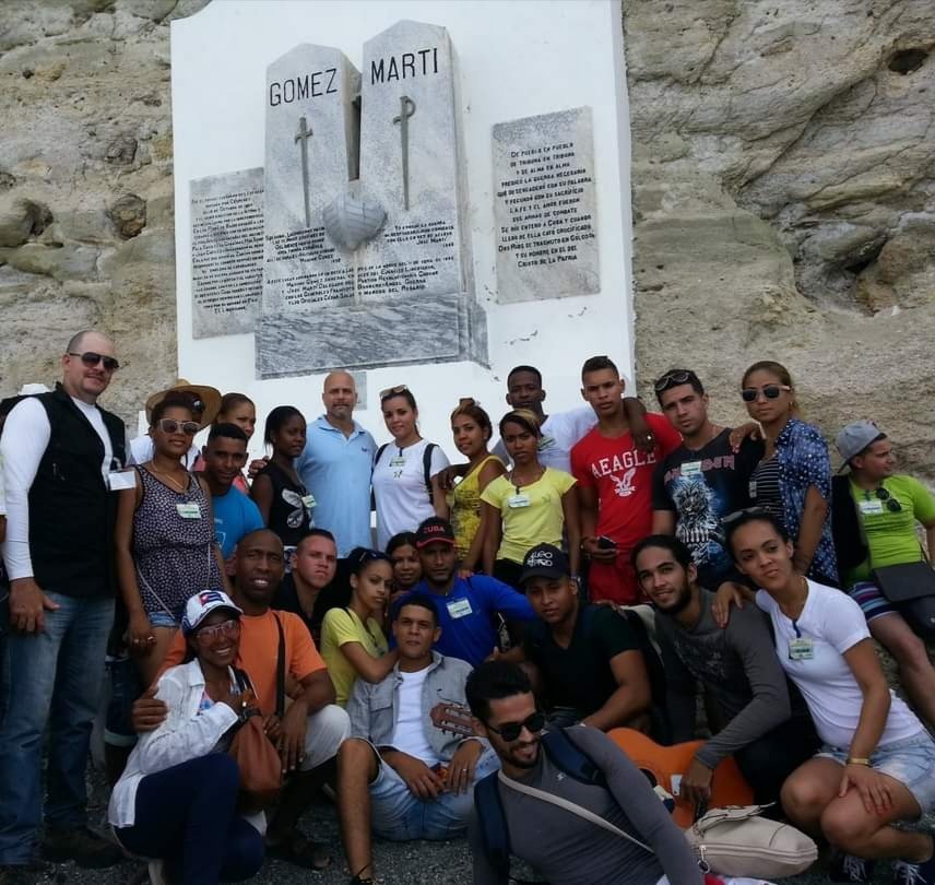 GHNordelo5's tweet photo. Aniversario 128 del desembarco de Martí y Gómez por Playitas de Cajobabo. #Cuba #CubaViveEnSuHistoria #CDRCuba #SomosDelBarrio https://t.co/KP46mHtqLn