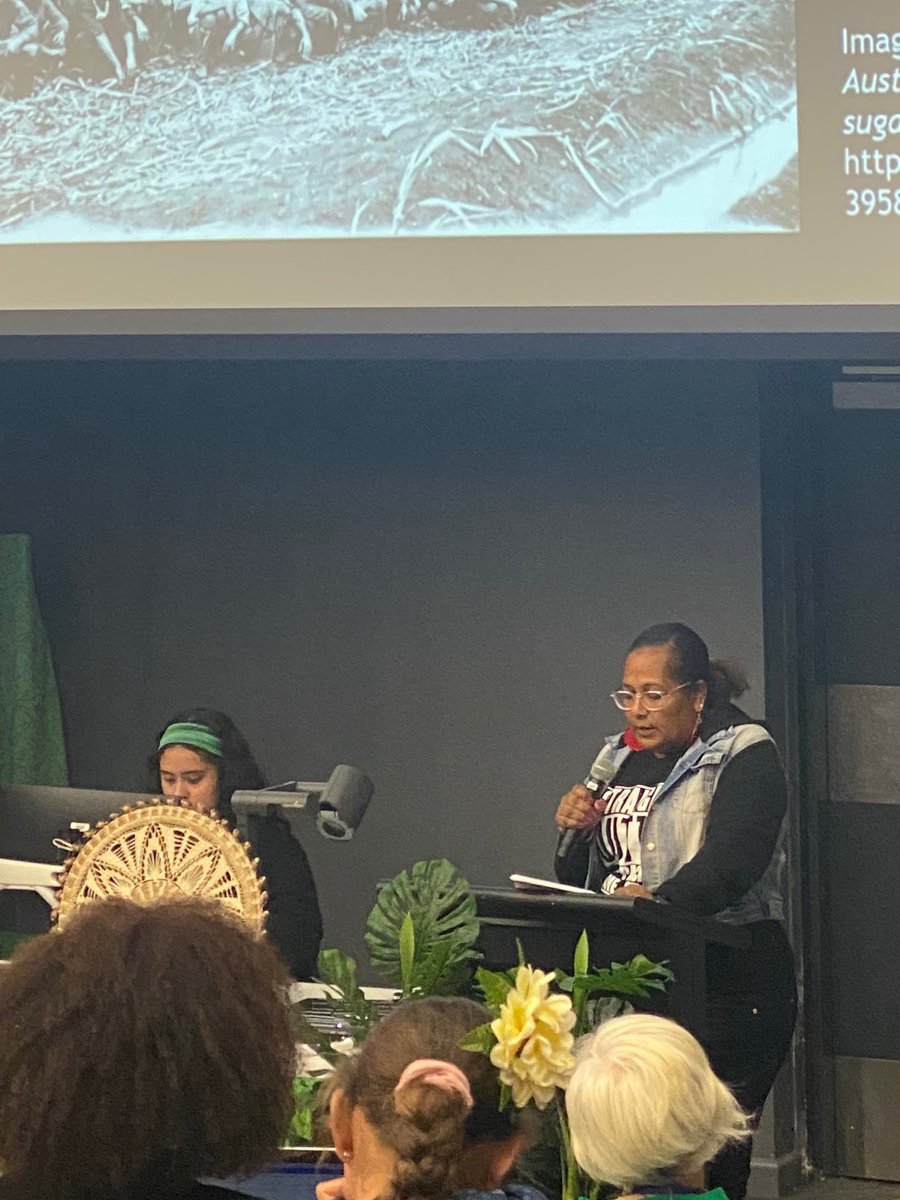 "But whose lands are you on? Positioning Pacific diasporas on Aboriginal Lands" session with Amy McGuire <a href="/amymcquire/">Amy McQuire</a>, Kim Kruger <a href="/_KimKruger/">Kim Kruger</a>, Dr Victoria Stead @tori_stead and Dr Melinda Mann @MelindaMann01 🔥🔥🔥