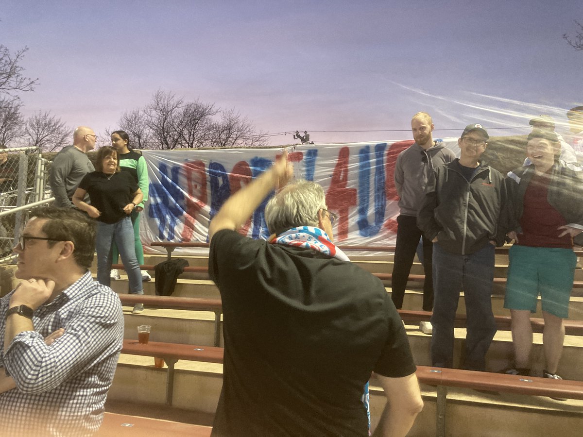 lukegarrott's tweet image. #CHAC Chicago House Athletic Club pulled off an amazing victory tonight in Madison against @ForwardMSNFCy. Great hosts not, took down our #ProRelForUSA banner once, but we got it back up. #UPTHELITTLES #chicagohouse