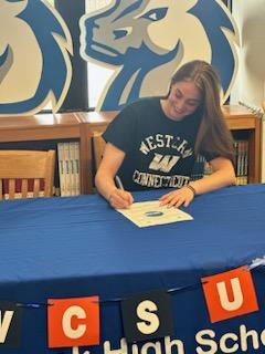 stolly23's tweet photo. It's official! Julia Stoliker signs to play @WestConnVB Proud coach, proud Dad. #MHSVB https://t.co/l1Rj9fGoI9