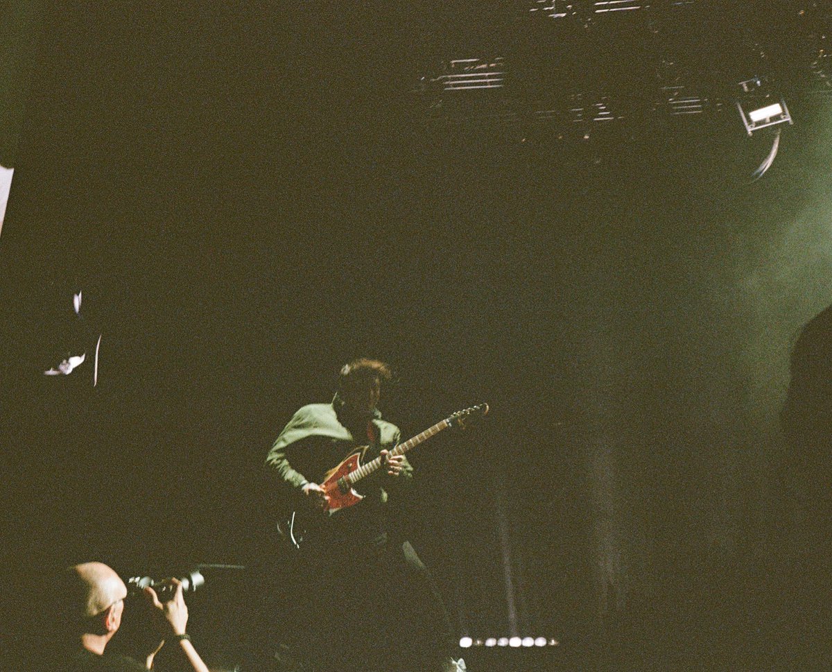 xxxtraslxt's tweet photo. my little film photos of american rock band my chemical romance on bris night 2 :000 im obsessed hello https://t.co/0Qh4KT4hmG