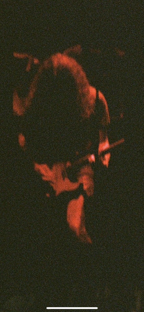 xxxtraslxt's tweet photo. my little film photos of american rock band my chemical romance on bris night 2 :000 im obsessed hello https://t.co/0Qh4KT4hmG