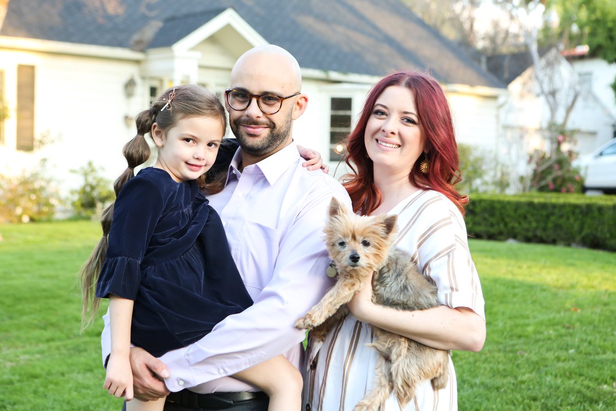 RonaldoFierroCA's tweet photo. Happy National Pet Day to all our furry companions! 

Pets have always been central to our family: from our dog Bobby to our cats Herbie (Herbert Hoover), Richie (Richard Nixon), Billie (Bill Clinton), and Jerry (Gerald Ford) — to our chickens Lady Bird and Abby. https://t.co/cYBbKJ0MYs
