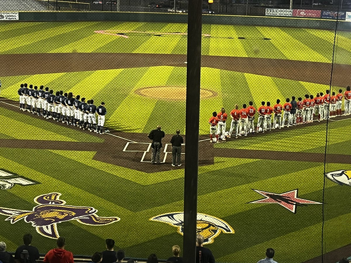 James Espinosa 🎙️ tweet media