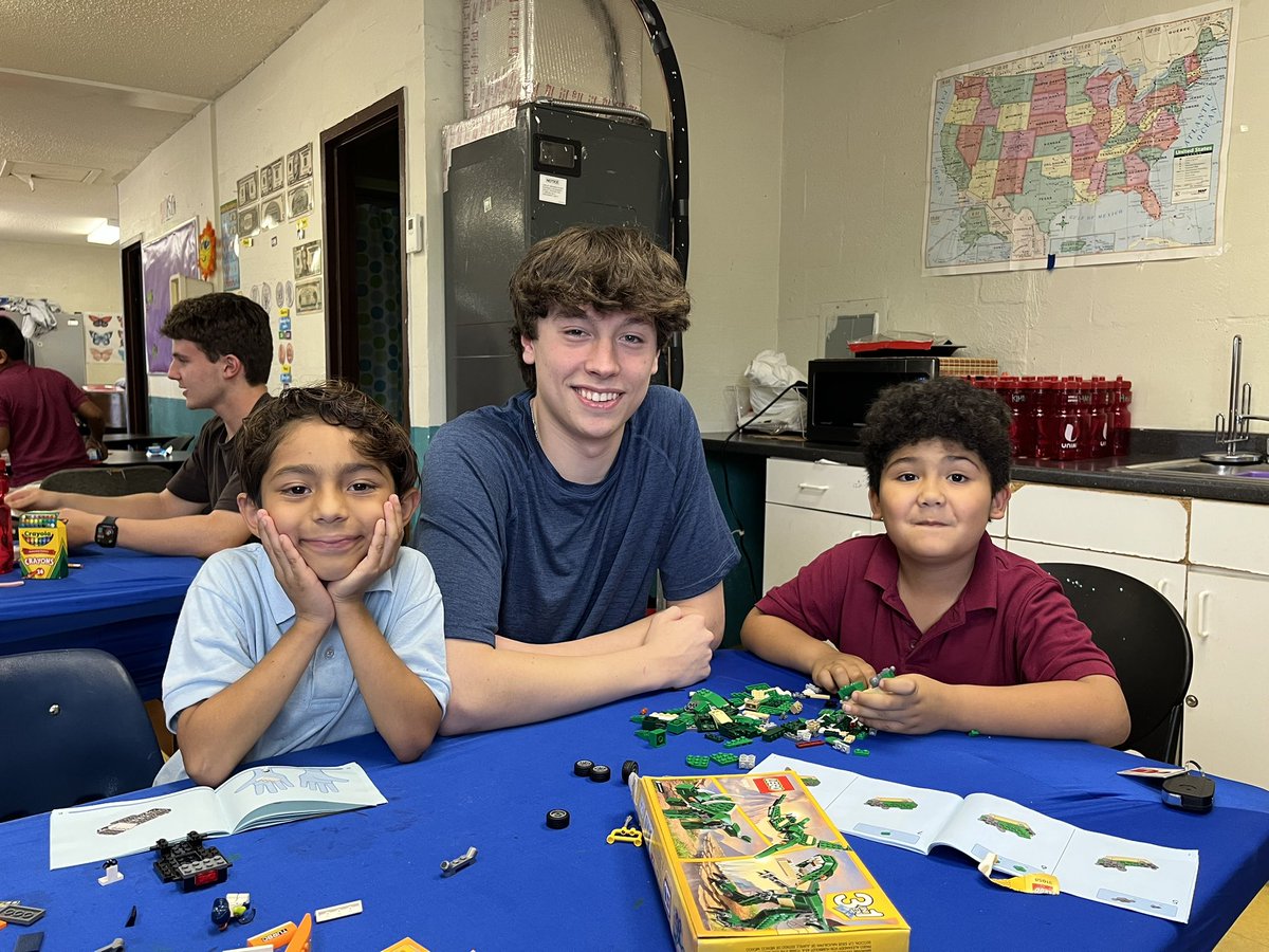 chccampusmin's tweet photo. (2/2) In the afternoon, we spent time with the children of the South Dade Camp tutoring, playing games, and having fun! Tomorrow is another busy, full day! https://t.co/nre6w5HJYb