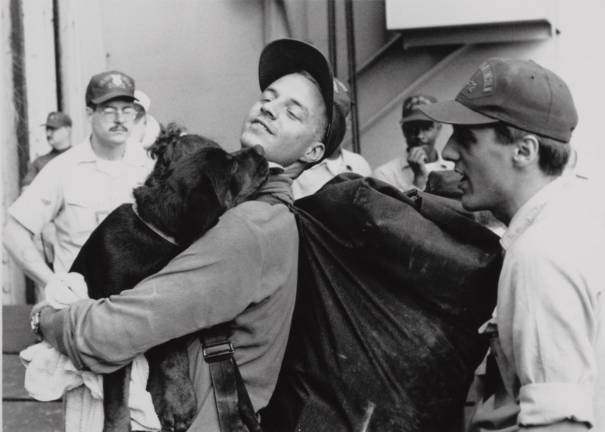 Happy National Pet Day! Pets generally are not allowed on U.S. Navy ships, but USS Abraham Lincoln permitted 250 pets of American dependents to come aboard when the carrier evacuated U.S. bases in the Philippines following the eruption of Mount Pinatubo in 1991.
#NationalPetDay