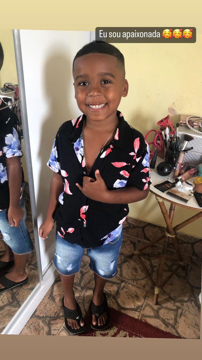 pretakayy's tweet photo. Peço a todos oração pela vida do meu filho 😭😭😭😭😭😭😭 https://t.co/ojRY1U5aa3