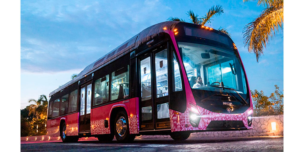 MagazzineTransp's tweet photo. El  #VoltEUrviabus  de @ScaniaMX  y @BeccarOficial  brinda autonomía de hasta 300 km con 10 baterías que serán recargadas con sistema de @ABB  @GrupoXcaret @TalentoXcaret @Continental #MAGAZZINEDELTRANSPORTE

https://t.co/sc7j46Nqnm https://t.co/aRpj6BMT1u