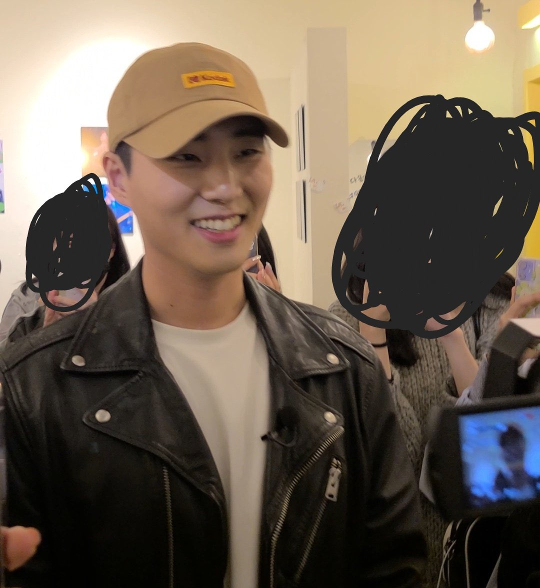 dailyyonks's tweet photo. welcome back youngk 💙 
#Welcome_Home_YoungK #youngk https://t.co/bGU3GRMpQX