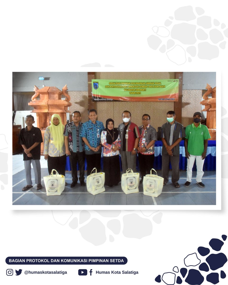 HumasSalatiga's tweet photo. @jokowi @ganjarpranowo @TajYasinMZ @Sinoeng69 #sidomukti #salatiga #kecamatan #bantuan #duafa #sekda #pjwalikota https://t.co/Six4bu7acW