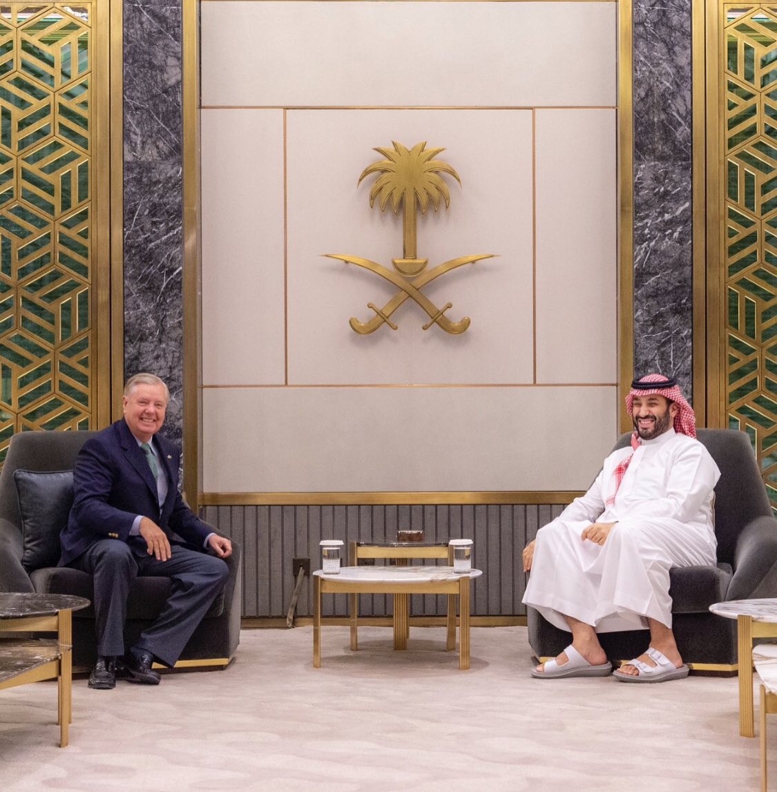 #محمد_بن_سلمان
اللهم احفظه بحفظك