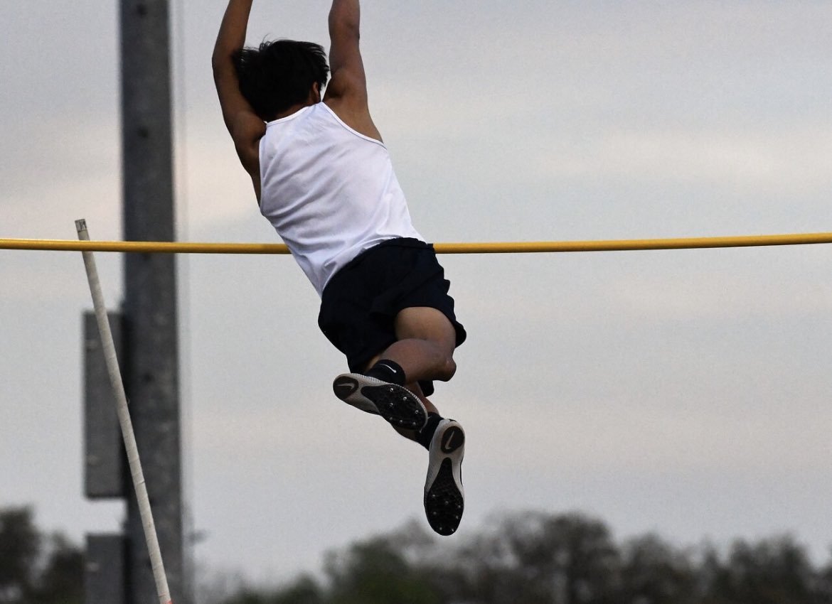 S1CKEM_'s tweet photo. Officially got my name on the ALL-TIME 
leaderboard at Gregory Luna Middle School. I’ve worked really hard to achieve this goal and kept that growth mindset throughout the season and I definitely want to continue to strive in this event and break more records.#polevault #BFND https://t.co/6tQskUNbrd