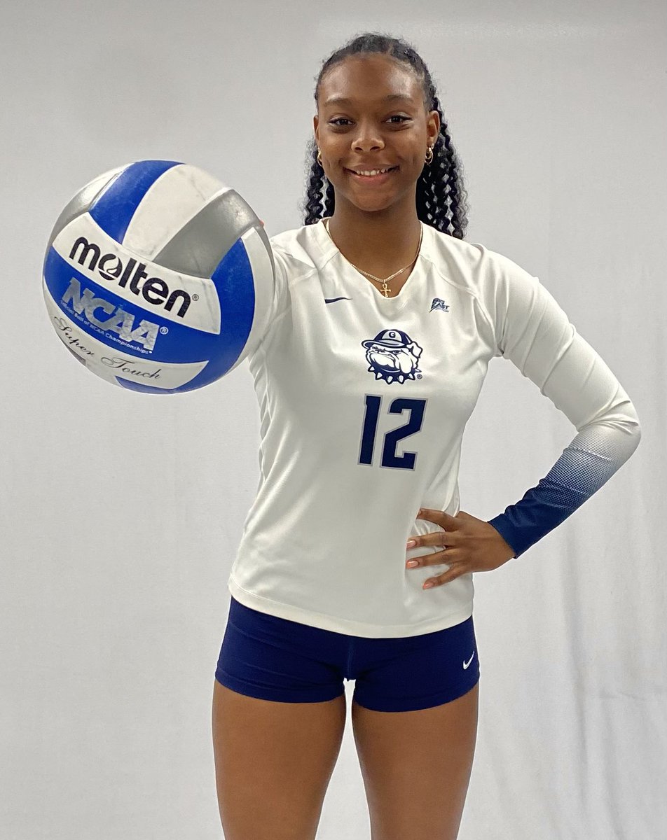 Dionna_M12's tweet photo. I am extremely blessed and excited to announce my commitment to continue my education and play D1 volleyball at Georgetown University! I thank God, my family, friends coaches, and trainers, and especially Coach Bonetti and Coach Carpio for this opportunity! #HoyaSaxa 💙🐶 https://t.co/Uys8gLaROh