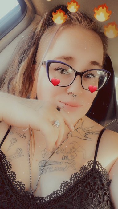 Worthless pigs. Send me money so I can ignore you.  Cash app: $SaviiRaee  Cashcow Findom Finsub Domme<a href="/tag/findom"class="tags"><span>#findom</span></a><a href="/tag/findomdrain"class="tags"><span>#findomdrain</span></a><a href="/tag/findommebrat"class="tags"><span>#findommebrat</span></a><a href="/tag/findomrelapse"class="tags"><span>#findomrelapse</span></a>