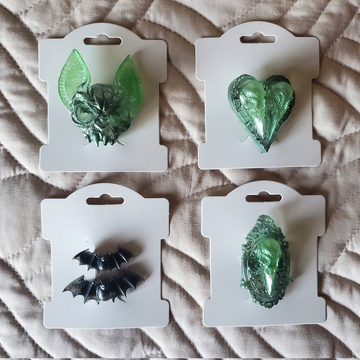 shauna_design's tweet photo. Which one do you LOVE most?
🦇💚🖤
.
Adding these cards to my hair clips has got me even more excited for the #SpookyAccessory release I'm planning for this summer! Follow my page and my etsy shop for more fun
.
https://t.co/hAkBHeONz2 https://t.co/kU56eiPQI5