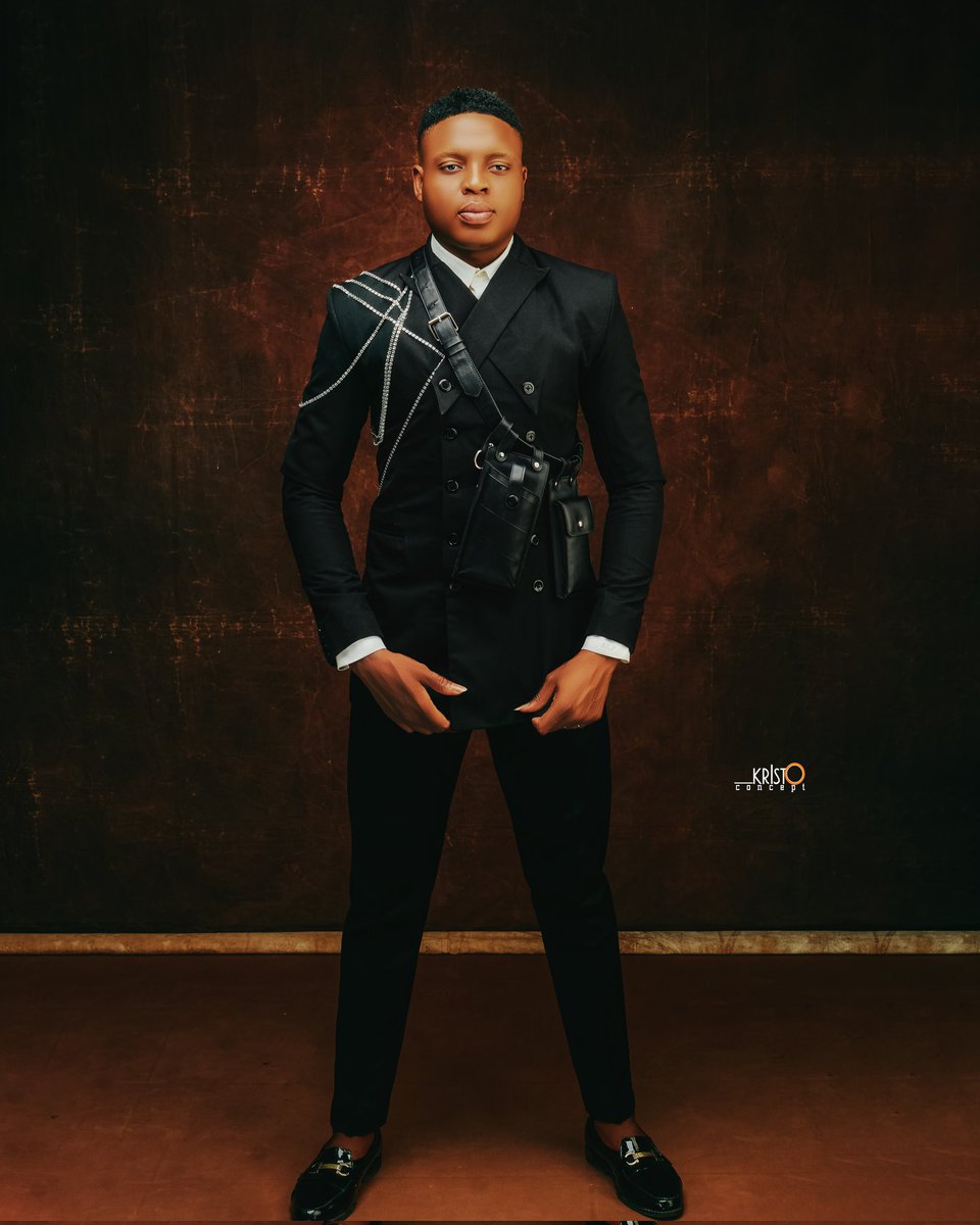 paschalemeka079's tweet photo. Happy TWENTY FINE Birthday Pascy. Lord am thankful for these Phase🙏🙏🙏 https://t.co/lbYIez17Ta