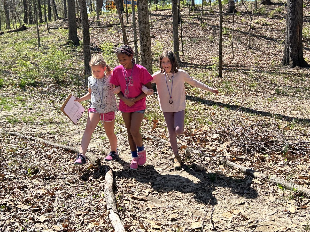 PrinOutdoorEd's tweet photo. Third graders @PrincipiaSchool dove into their yearlong character theme, Inclusion, while learning about orienteering and creating courses on our beautiful 360-acres for each other!

#handsonlearning
#outdooreducation
#outdoorlearning https://t.co/nU6LJEgC3g